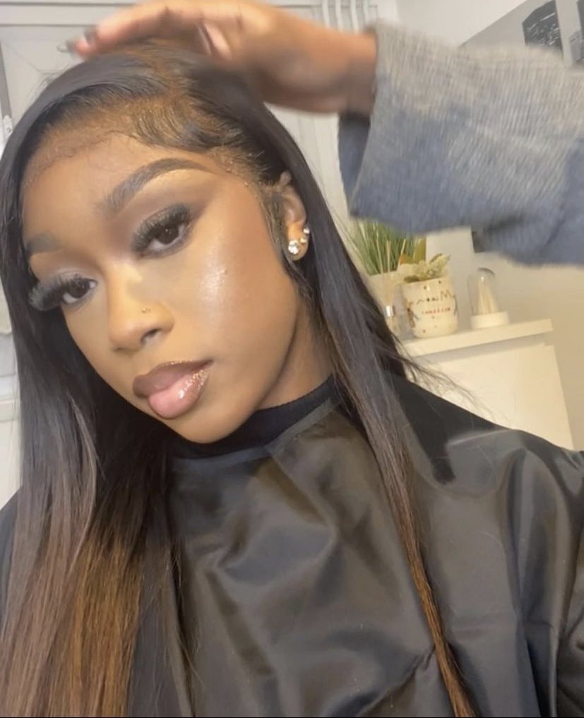 amour_eni's tweet photo. 17-year-old, East London based MUA - BOOK ME @ amour.parlour on ig 🥰 https://t.co/LofwGbrllq
