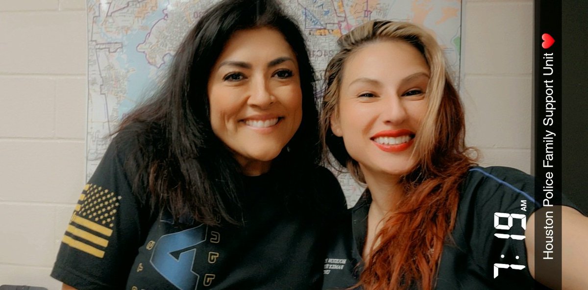 CelesteLetti's tweet photo. Congrats @houstonpolice Officer McCain! Winner of @HouPoliceFSU Blue Badge Award. (His partner was SHOT 3xs &amp; he used a tourniquet that saved his life-&amp; he even subdued the suspect!!) #Houston #HERO #HPD #family #Kingwood #HoustonPolice #Marines #boss https://t.co/OFGiwU4fUK