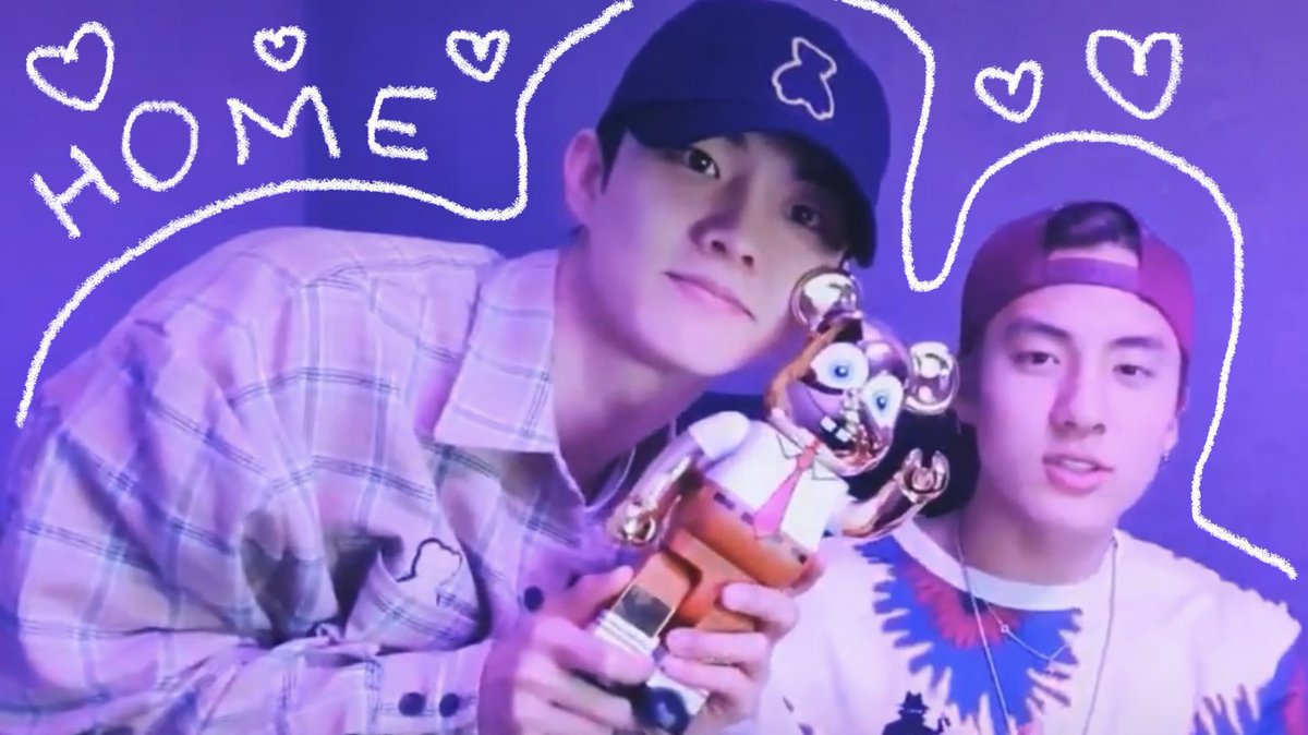 thinkyuric's tweet photo. ⠀، 📮 : WELCOME TO #KYURIC’s WORLD ᵕ̈

hi!!! this is a new acc to think and talk about changmin and eric.

#큐 #지창민 #CHANGMIN #ERIC #에릭 #더보이즈 #THEBOYZ https://t.co/hrhgphpxQM