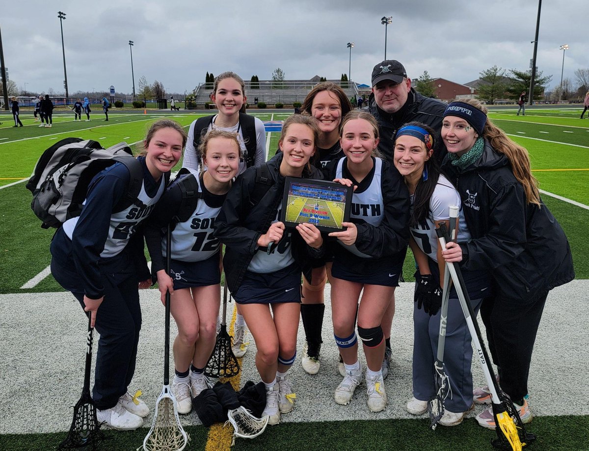 SOHSLadiesLax's tweet image. LadyDragons making it happen today. Varsity takes the 1st game of the day over a tough OC squad 11-4. In a shorthanded 2nd game, with help from several JV players, the LadyDragons defeat Collegiate 9-6. @IcebreakerInvit Red Division Pool B Winners. #BringingHomeHardware  #LAL