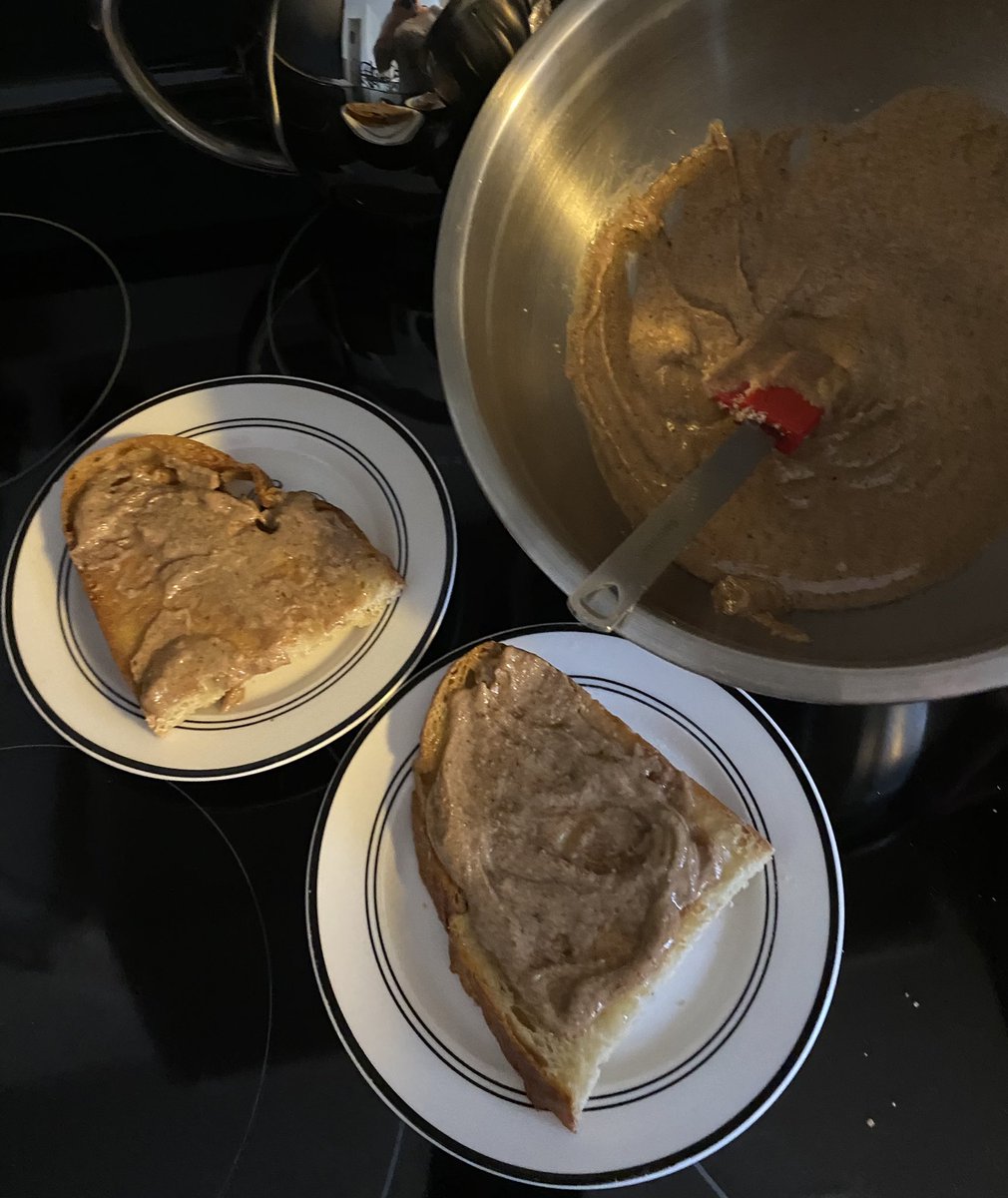 My rainy Saturday afternoon produced this home made Almond Butter 🤤 

3 cups almonds roasted at 350/10 min 1/4 cup honey, splash vanilla &amp; 3 generous pinches of flake salt. 

(In the food processor for like a thousand pulses over 2 hours &amp; voila 🪄 )🤪
