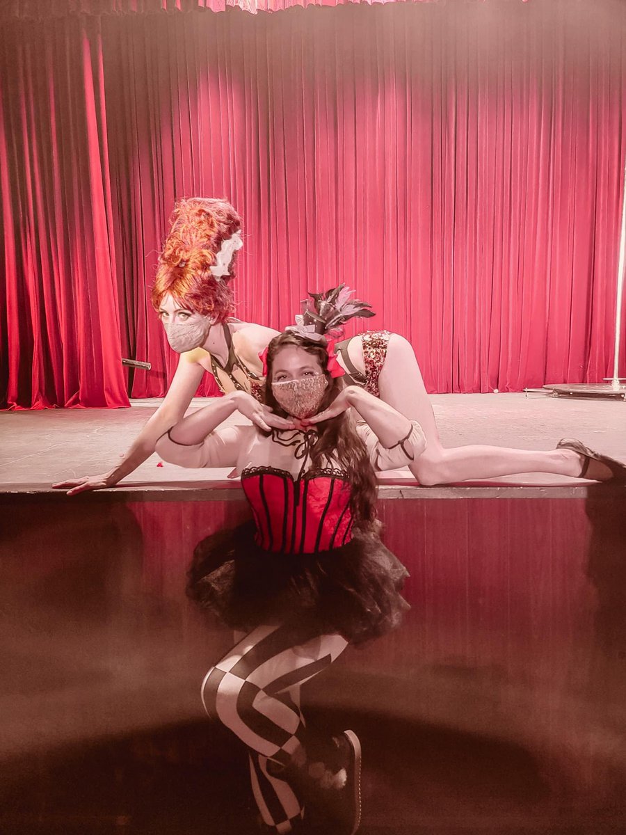 Vespertine Circus tweet media