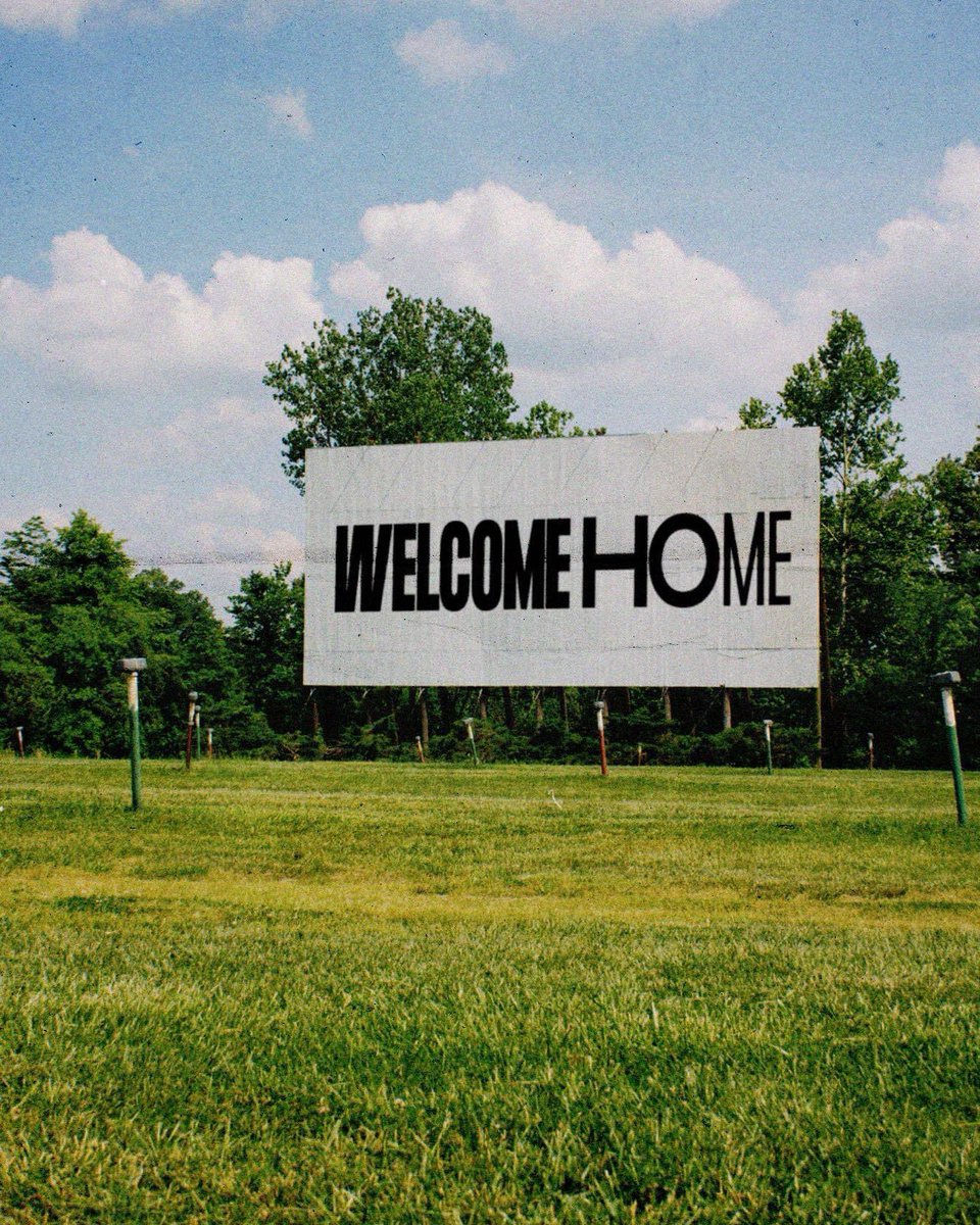 Let’s start the week STRONG by lifting up our praises to the Lord ✨ See you there! 

ONSITE SERVICES
English      Tagalog
9:00am     3:00pm
11:30am
5:30pm

ONLINE SERVICES
English      Tagalog
9:00am     3:00pm
11:30am    8:30pm
5:30pm
10:30pm

#WelcomeHome