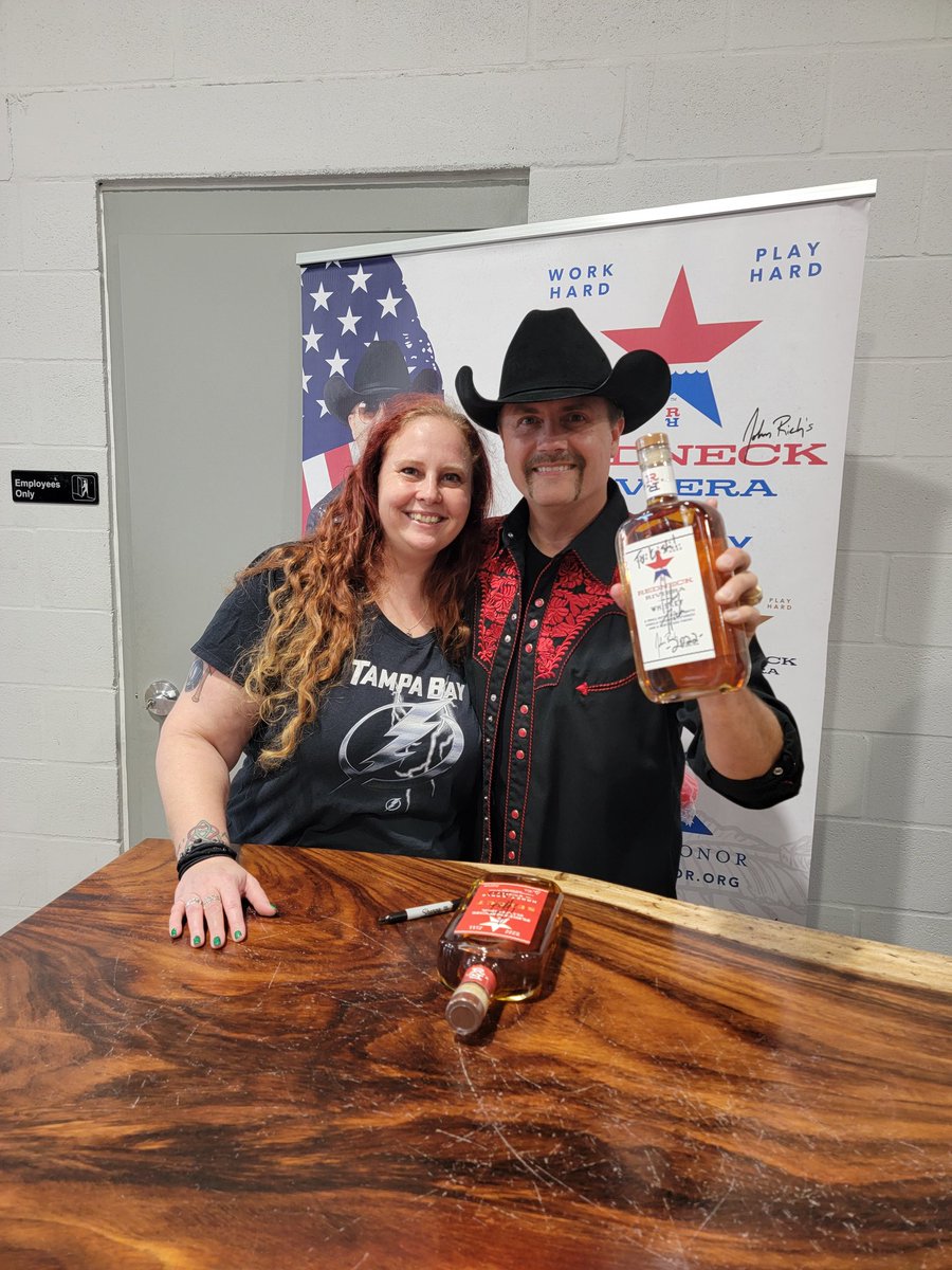 KristiALee's tweet photo. It was a pleasure meeting you today @johnrich. The offer still stands! Come have a drink at @Stockyardlive after Valspar today on your way north! Bring @ChrisYoungMusic with you! https://t.co/KFovKaJ50p