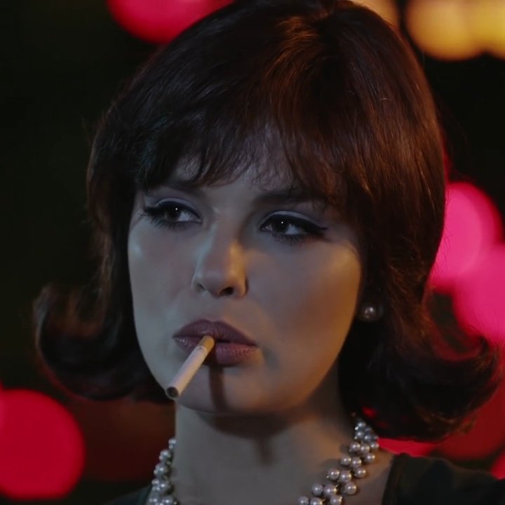 dec4dencevamp's tweet photo. я досмотрела красную ��оролеву и теперь этот сериал на 2 месте после школы...... осадок такой же плачешь и смотришь в стену. https://t.co/ddpfwpui1Z
