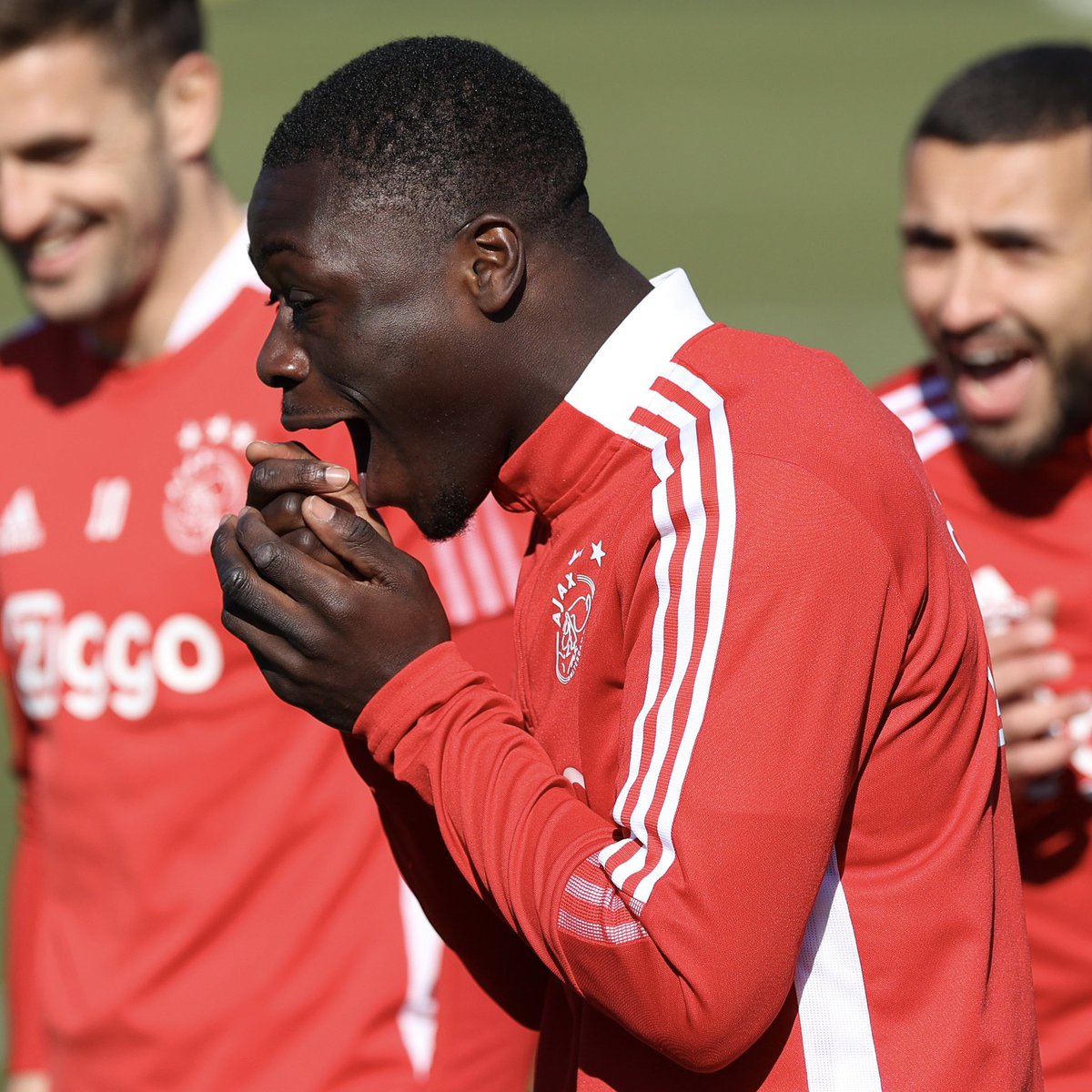 AFCAjax's tweet photo. When you realize…
#ajafey starts in less than 24hrs 😈

Sleep well, fans! https://t.co/qVjC3ZL0vT