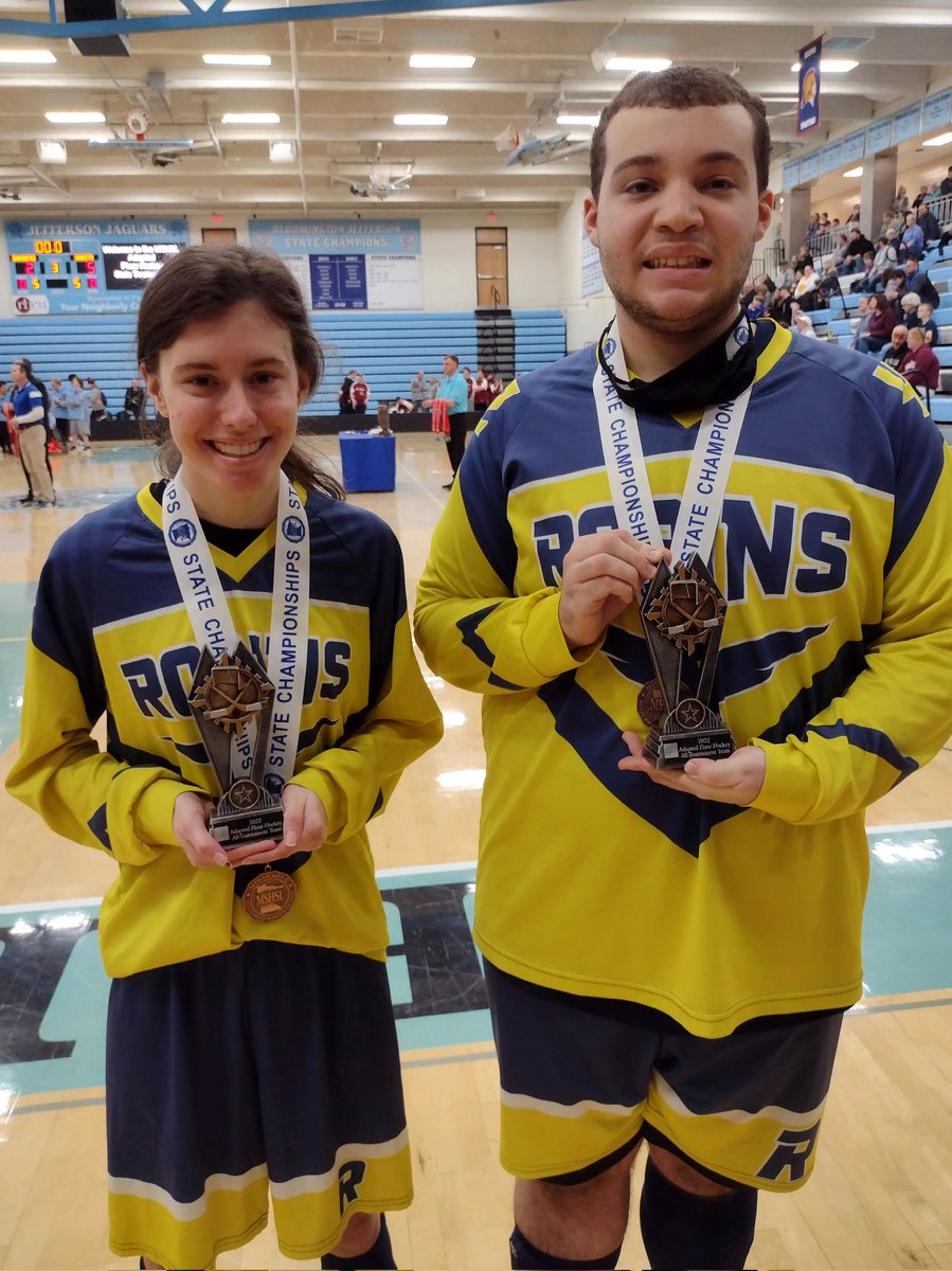 RobinsAthletics's tweet photo. Congratulations to the Robins on a fantastic third place finish at State! Ava Hetteen and Mark Cleveland were named to the All Tournament Team! #Robination https://t.co/C5ajbBPbnC