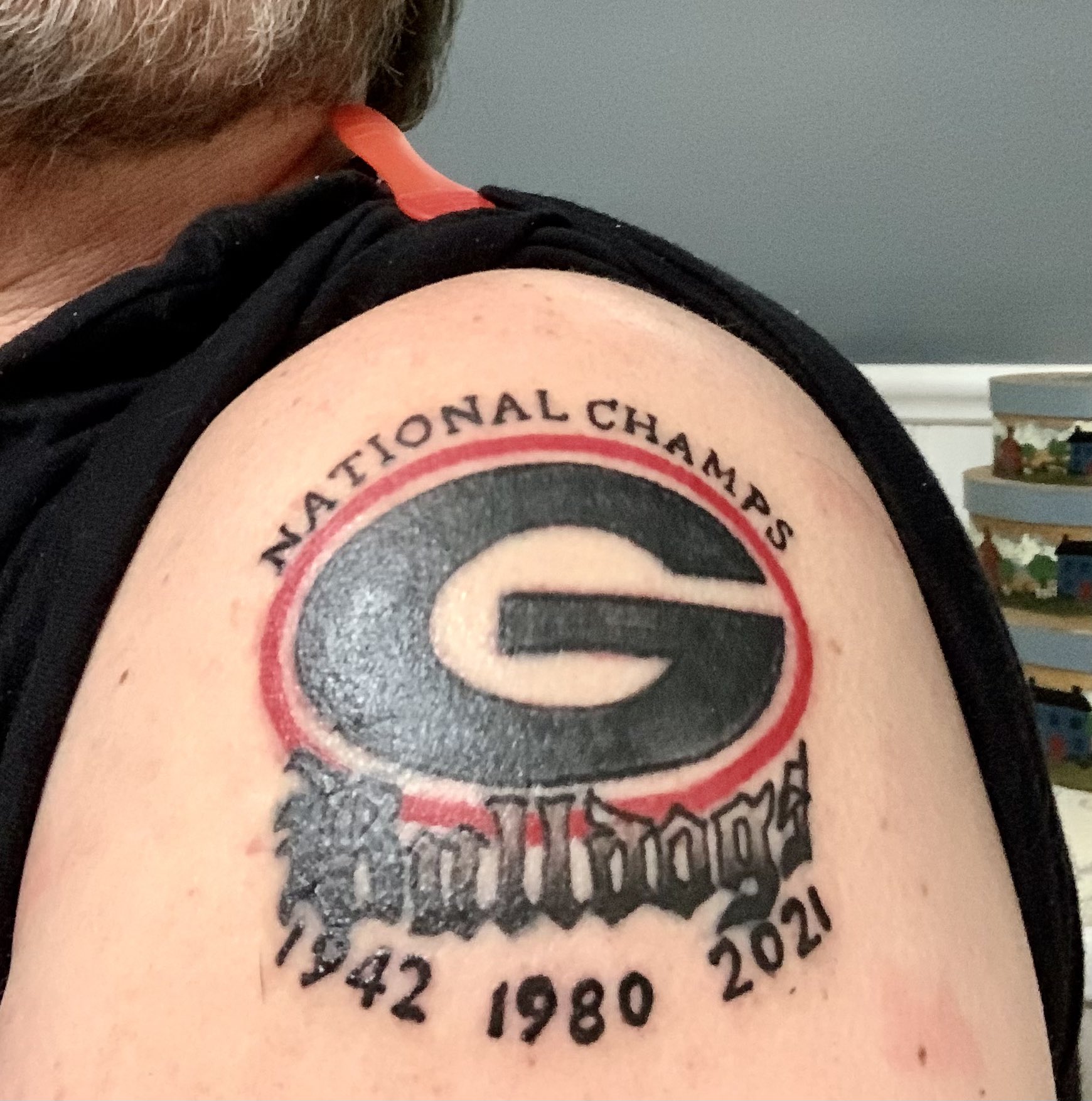 Aggregate 64+ bulldogs tattoo latest in.eteachers