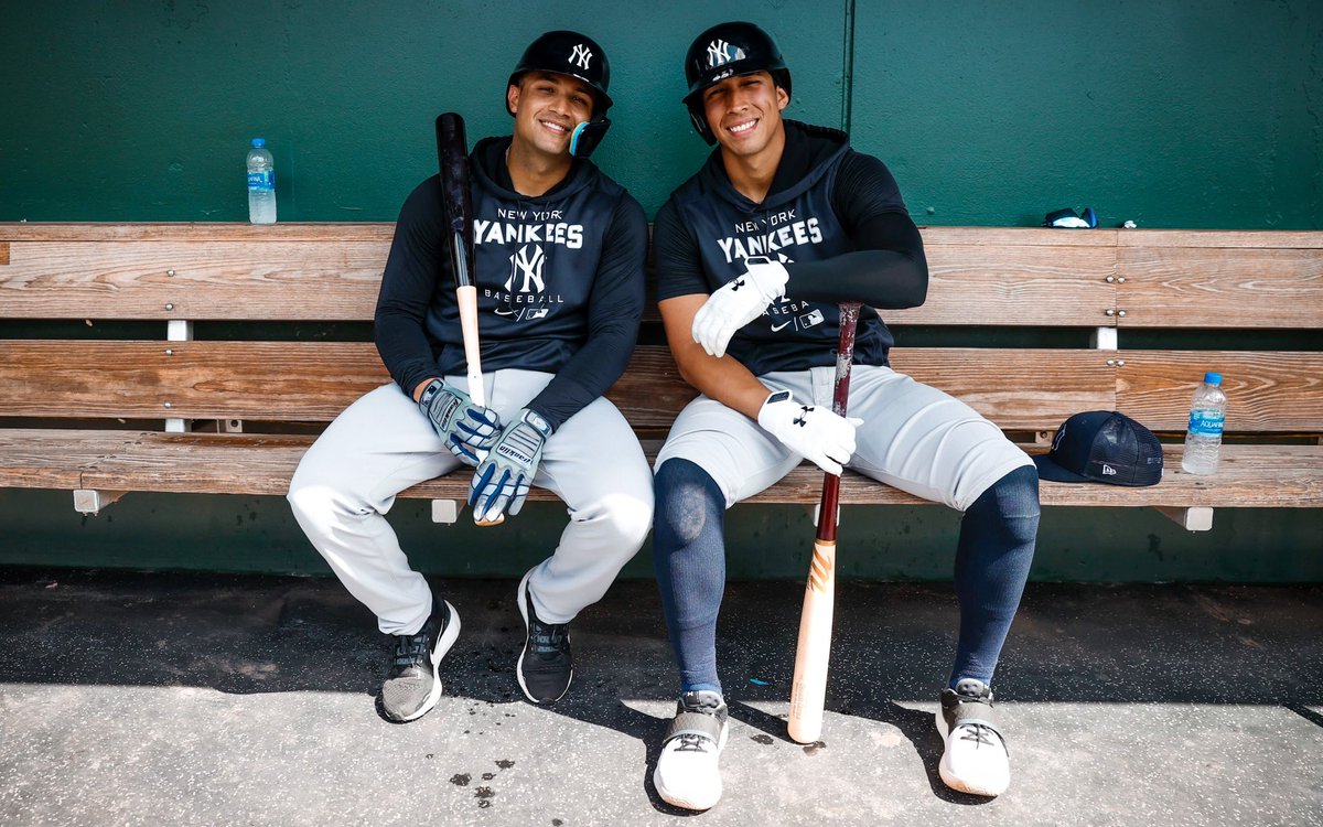 NYYPlayerDev's tweet photo. Game 2 with the young crew 💪 https://t.co/oBnvaG22Zj