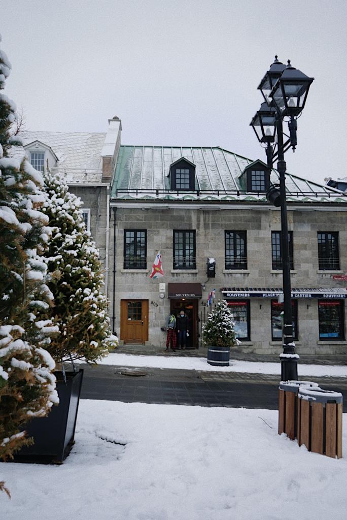 Im_Mrissa's tweet photo. Das liebe ich an #Montreal: Ein Hauch von Europa in Nordamerika #littleparis  ❤️ Ich freue mich schon darauf, die Stadt im Sommer zu erkunden! #studierenweltweit https://t.co/jSZS4WJtiG
