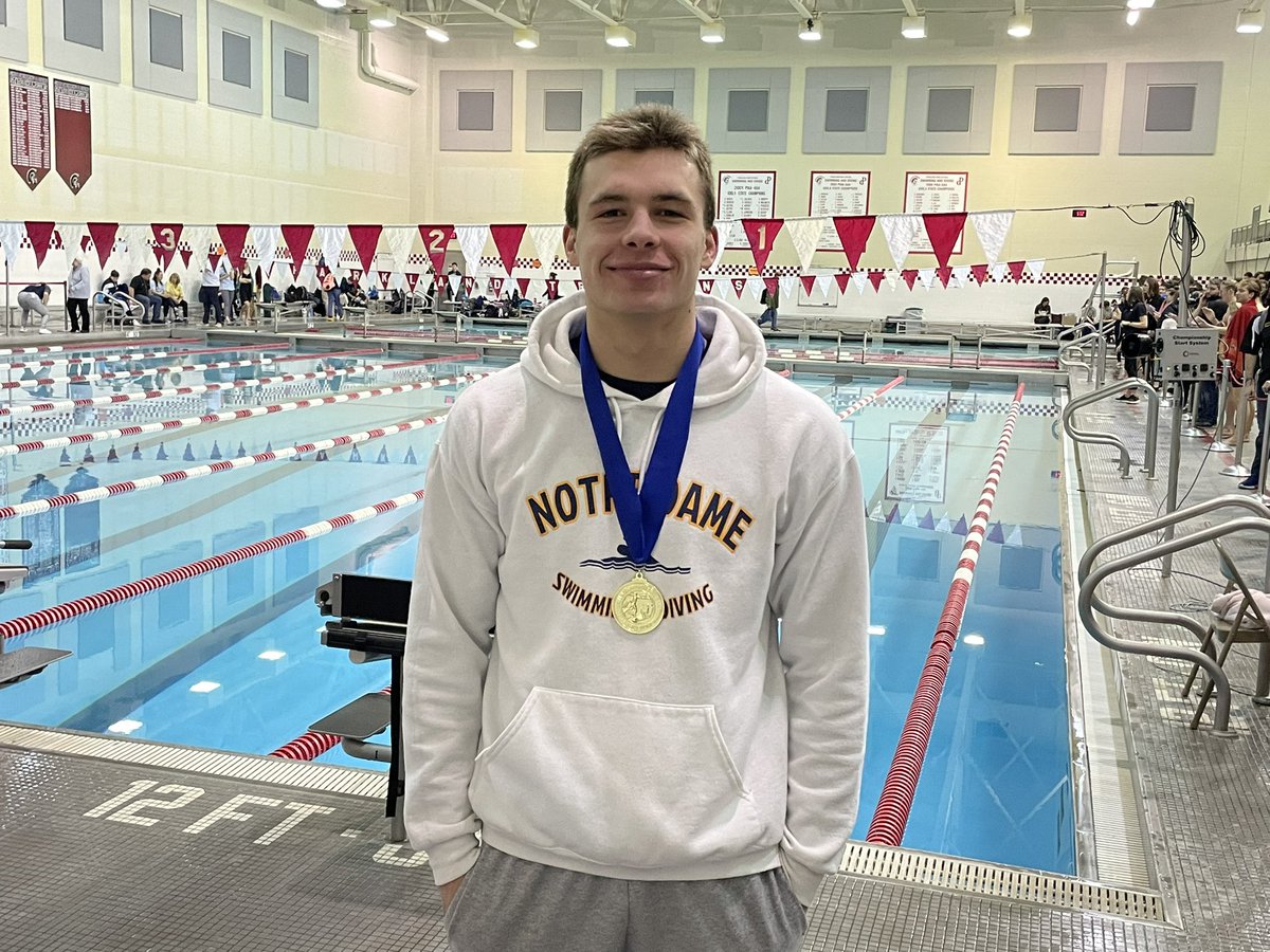 Michael Blouse tweet media