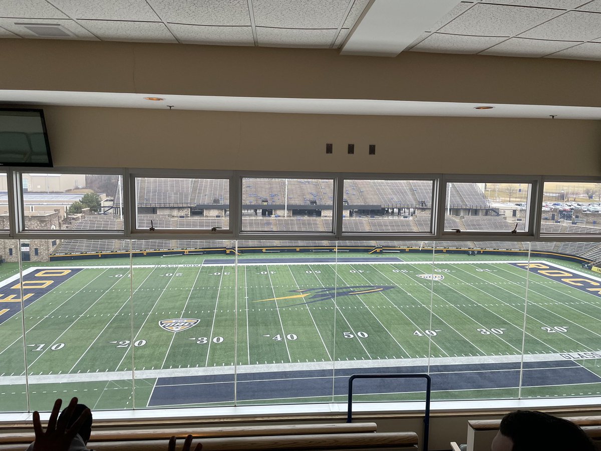 Had a great time at <a href="/ToledoFB/">Toledo Football</a> thank you @RickyCicconeUT for having me out today <a href="/nicoa13/">Coach Nico Acosta</a> <a href="/AllenTrieu/">Allen Trieu</a> <a href="/TheD_Zone/">The D Zone</a>