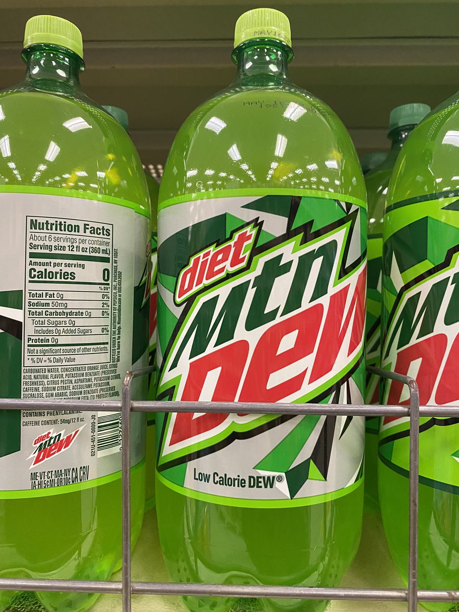 Andrea Röfn tweet media