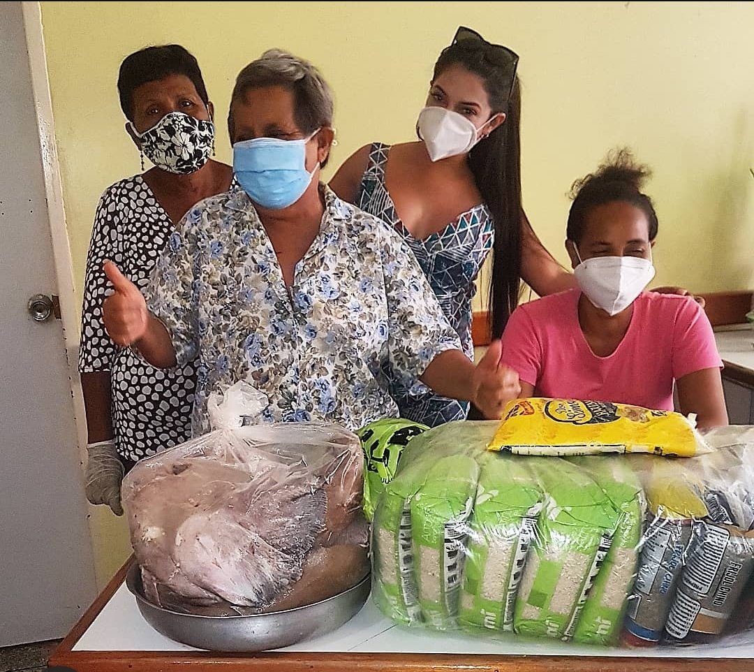 MoyaEmilys's tweet photo. Un granito de arena a mis consentidos. Albergue oncológico. Deben estar bien alimentados, para soportar el tratamiento. https://t.co/efLN9LRFQS