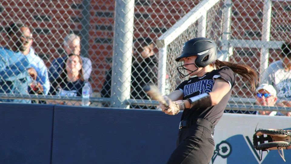 MHS19_ATHLETICS's tweet photo. It was a TWO WIN DAY for Mascoutah 💜

Game 1: 16-6
Game 2: 18-4

The Indians had a total of 26 hits with Bella Hart going 4 for 5 in game 1 and Jackie Amann with a HOMERUN in game 2! https://t.co/UC2MpGdM16