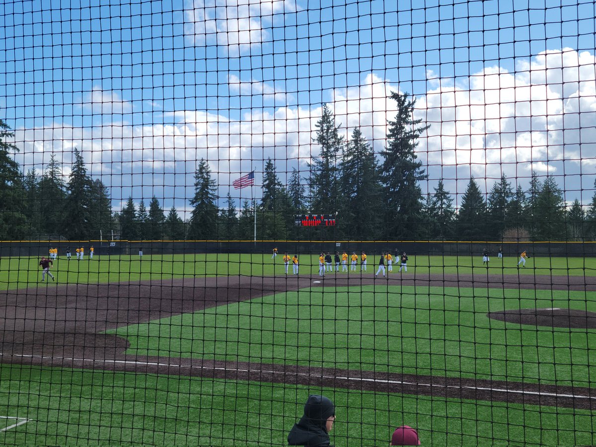 DMoley03's tweet photo. Did I just take College Baseball Gameday on the road? You are looking live at warmupd from Parkland, WA for game 2 of some D3 Baseball between the University of Puget Sound vs Pacific Lutheran University. #GrowTheGame #GoToTheGame https://t.co/KUWxT0mxJL