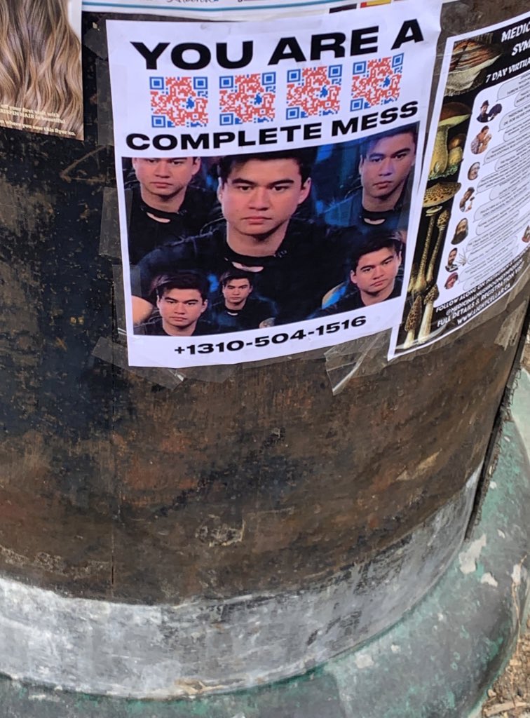 28oneaddition's tweet photo. put up some posters around the city ๐
#YOUAREACOMPLETEMESS #COMPLETEMESS https://t.co/Mwb4lTcqxY