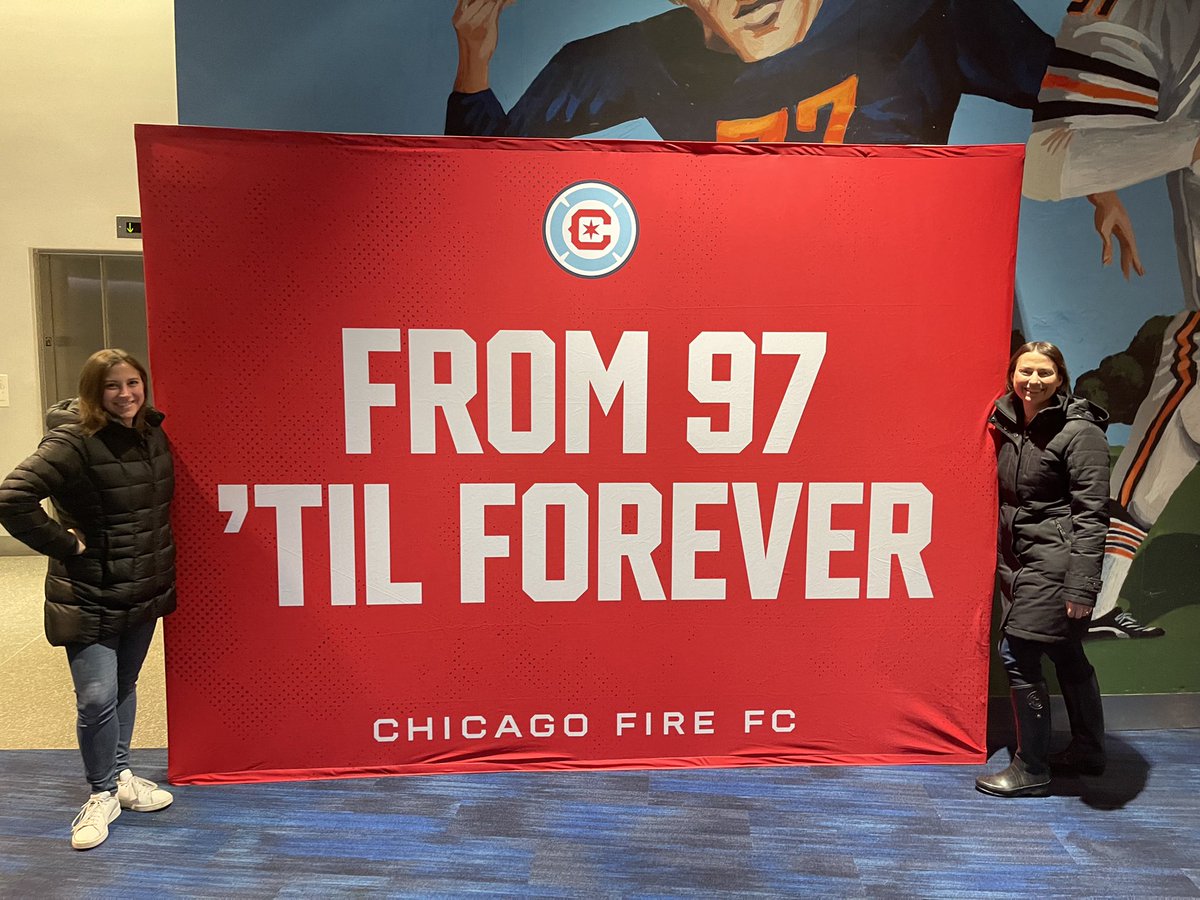 annieg4682's tweet photo. Back for a new @ChicagoFire season and a @RevBrewChicago Hazy Pitch https://t.co/pCPsiHnkdz