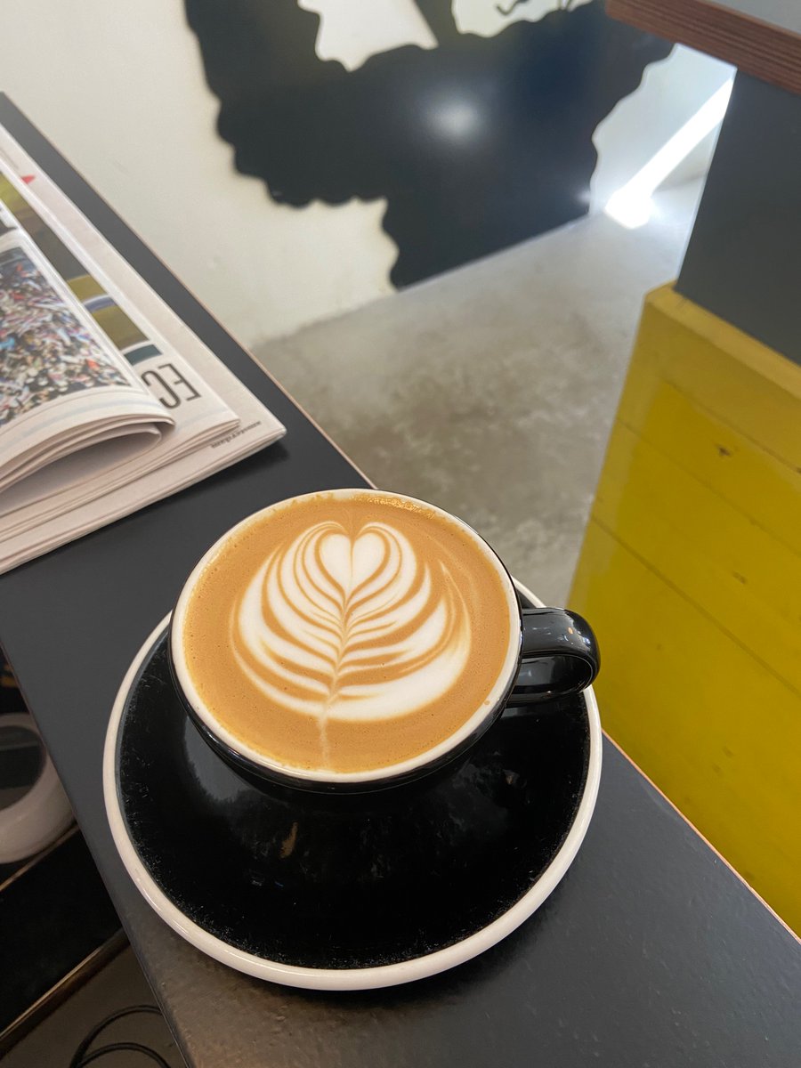 Doedelz's tweet photo. I guess my feed is only going to be filled with coffee spam :’) but actually quite happy i can still pour decent while sweating in a saturday rush at the cafe! #latteart #barista #coffee #specialtycoffee #slowsetta https://t.co/pefaTrx8hC