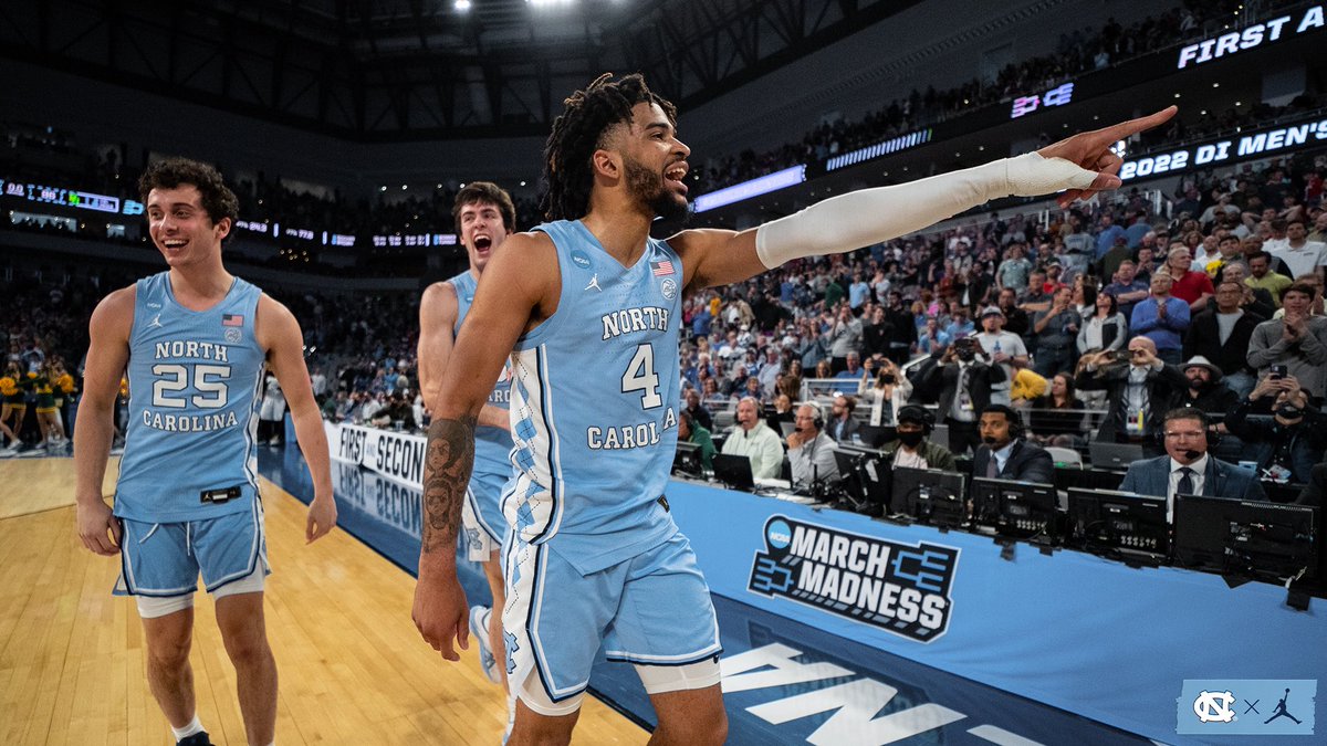 UNC_Basketball's tweet photo. Embrace the moment 🙌

#CarolinaFamily | #MarchMadness https://t.co/WI8pvrP0O5