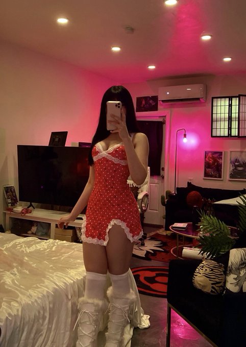 wrap my legs around ur head like a trap https://t.co/9yxpufG4eb