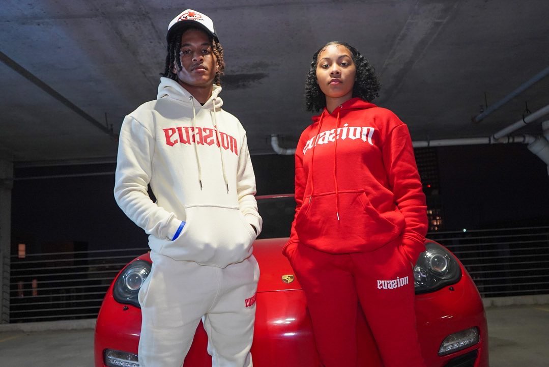 EVASIONERA's tweet image. HUSTLE UNTIL YOUR HATERS BECOME FANS!

ONLINE IN STORES
evasionera.bigcartel.com