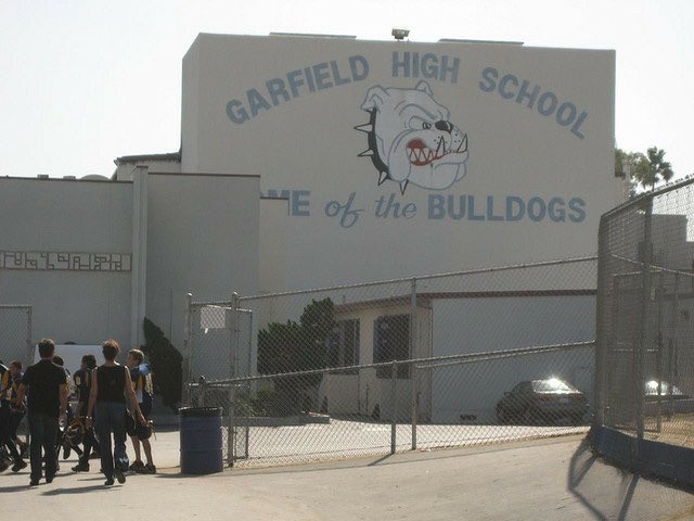 thexanaxplug's tweet photo. Garfield high school in East Los Angeles weight room was broken into and dozens of weights have been stolen. https://t.co/EMTxJKwkCj