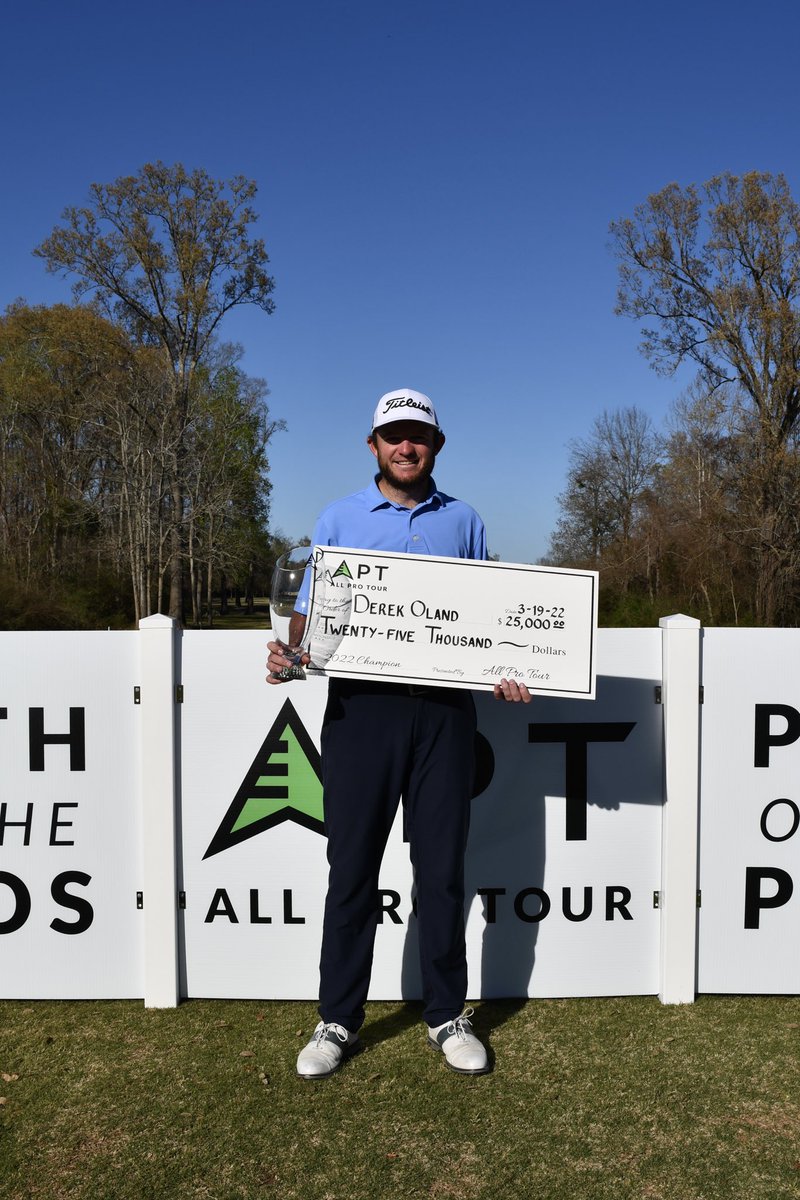 AllProTourGolf's tweet image. Proud moment for @DerekOland 💪
