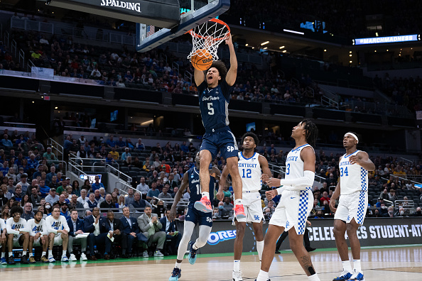 ESPNInsights's tweet photo. Kentucky men lost to No. 15 Saint Peter’s on Thursday and Kentucky women lost to No. 11 Princeton today.

Kentucky is the 1st school to see both its men's and women’s teams lose its opening NCAA Tournament game vs a double-digit seed in the same year since Florida in 2002. https://t.co/8892HlK29q