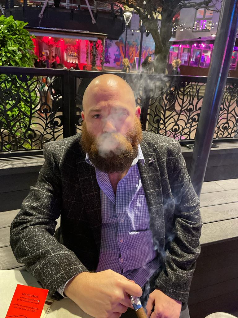 makewhosadouble's tweet image. Celebrating three points in Birmingham. Well played @emilesmithrowe