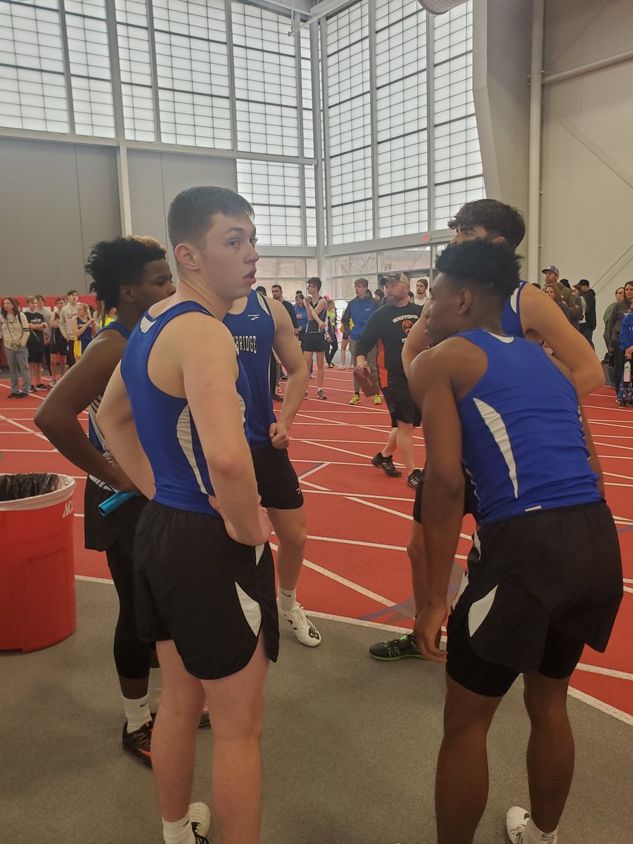 CambridgeTrackF's tweet photo. https://t.co/3xwTMQYTVb 
Deerfield/ADE Meet results - Boys take 4th; Girls - 8th - Many Top 3 medal winners - great team effort! https://t.co/O1B3qT2LEV