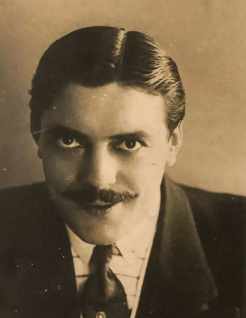 WallaceReid* tweet media