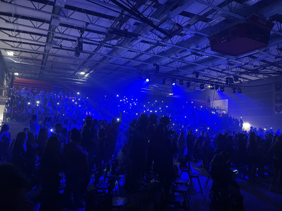 stcstuco's tweet photo. TOTALLY TUBULAR weekend @MASCstuco State Convention going BACK TO OUR FUTURE! Our AWESOME student leaders had a RAD time of motivation, training, idea sharing, 80’s music, & so much more with all our COOL #MASCstate2022 friends! https://t.co/E9k093aCag