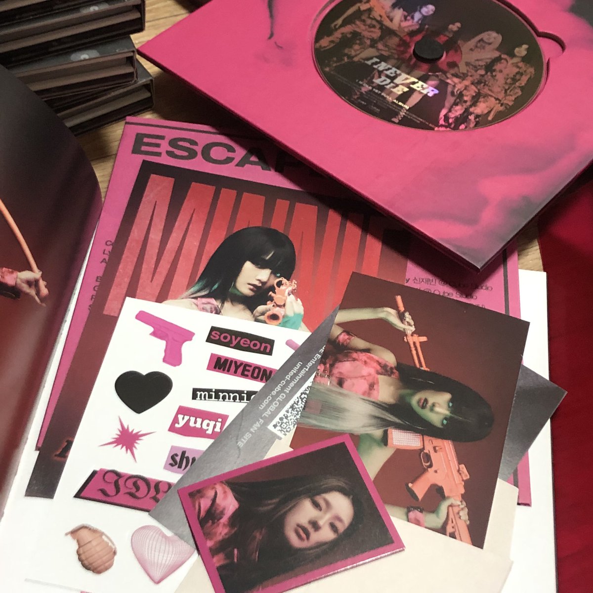 KshopStan's tweet photo. HELP RT 😸🤟🏻

G-IDLE I NEVER DIE UNSEALED ALBUM

8 spoil ver.
8 chill ver.

₱188 + LSF

✓Payo to secure
✓gcash (mod)
✓sco (mop)

Reply: mine + ver + Qty https://t.co/7EIDuZak59