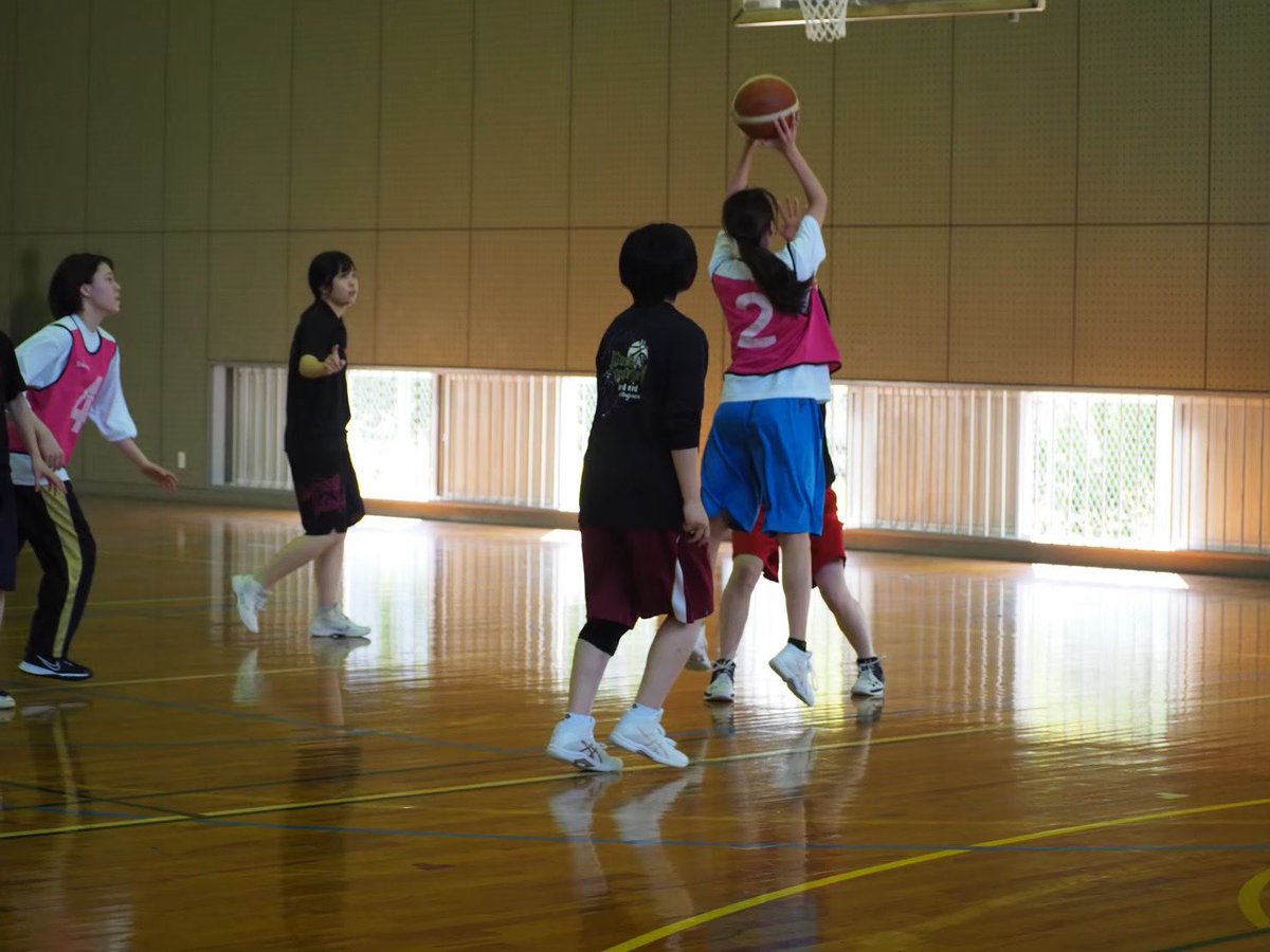 gpu_basketball's tweet photo. 合格した皆さんおめでとうございます🎉
バスケットボール部は総勢27人(マネージャー8人)で活動しています
経験者も初心者も大歓迎です！！

質問箱やDM解放してるので部活や大学について聞きたいことがあったら気軽に使って下さいね

体験日などは決まったらまた連絡します！
#春から岐薬
 #岐阜薬科 https://t.co/YzB5KRV2iu