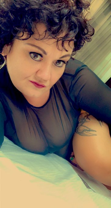 Sexy Saturday in full effect! https://t.co/IbNNSlwADq