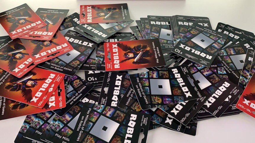 m4ccxs's tweet photo. THIS IS NOT A JOKE! Everyone who RETWEETS this tweet will get a ROBUX GIFTCARD! MANY STILL LEFT! ❤️ (Must Follow) - ENDS IN 3 DAYS! #Roblox #RobloxDev #RobloxGFX #robloxgiveaways #robux #robuxgiveaway https://t.co/SoLqZTuxIA