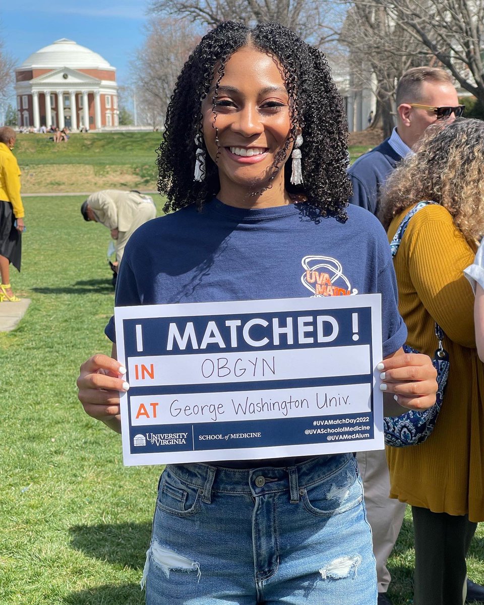 ✨✨ So happy to have matched at George Washington University for OBGYN residency!!!! I’m so excited to get back to the DMV and start my dream job with @GWOBGYN 🤩👩🏾‍⚕️

#Match2022 #obgyntwitter #atyourcervix #gyngang