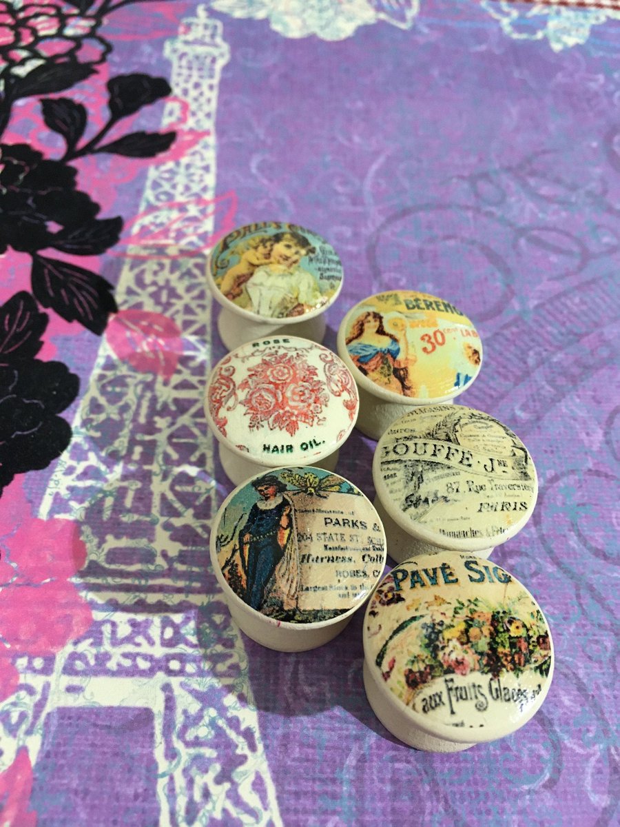 ruralgals's tweet image. Smart Buys! French Vintage Decor, Vintage Paris France, Decorative Knobs, Dresser Drawer Pulls, Drawer Knobs, French Country Home Decor starting from $19.96 at etsy.com/listing/452962… See more. 🤓 #CustomKnobs #HomeDecor