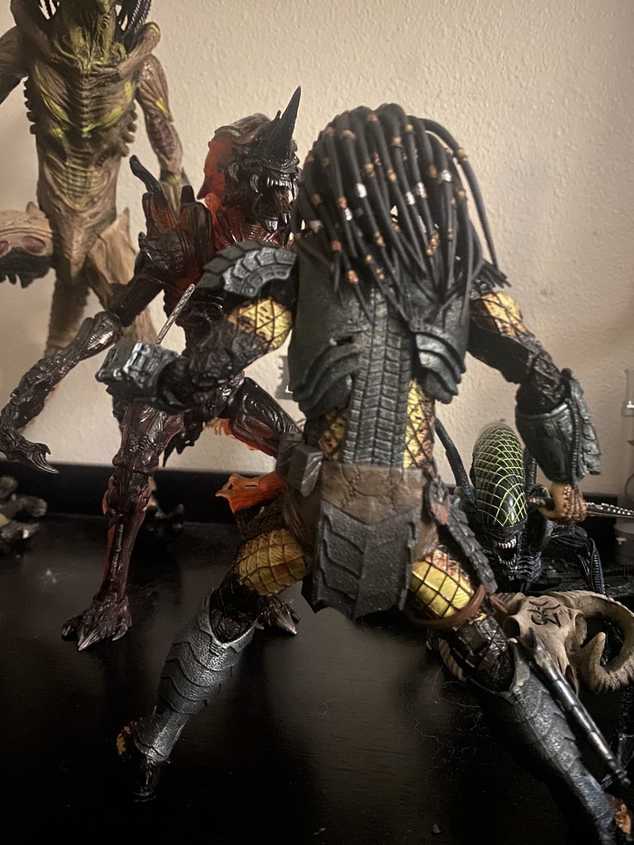 neca_lover's tweet photo. @Mantisabbey @Ardvizcarr new pose update https://t.co/ZAr72Sa59l