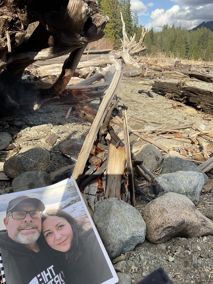 StarrFactor_'s tweet image. We are creating magic at #DEVILSLAKE in Mission BC - We love this spot, but it sure looks different after the Floods happened. He finished a poem to “Paprika The Witch” ~ “I am Honest” character ❤️ We are getting closer. Nature to nurture ! #Creativenative