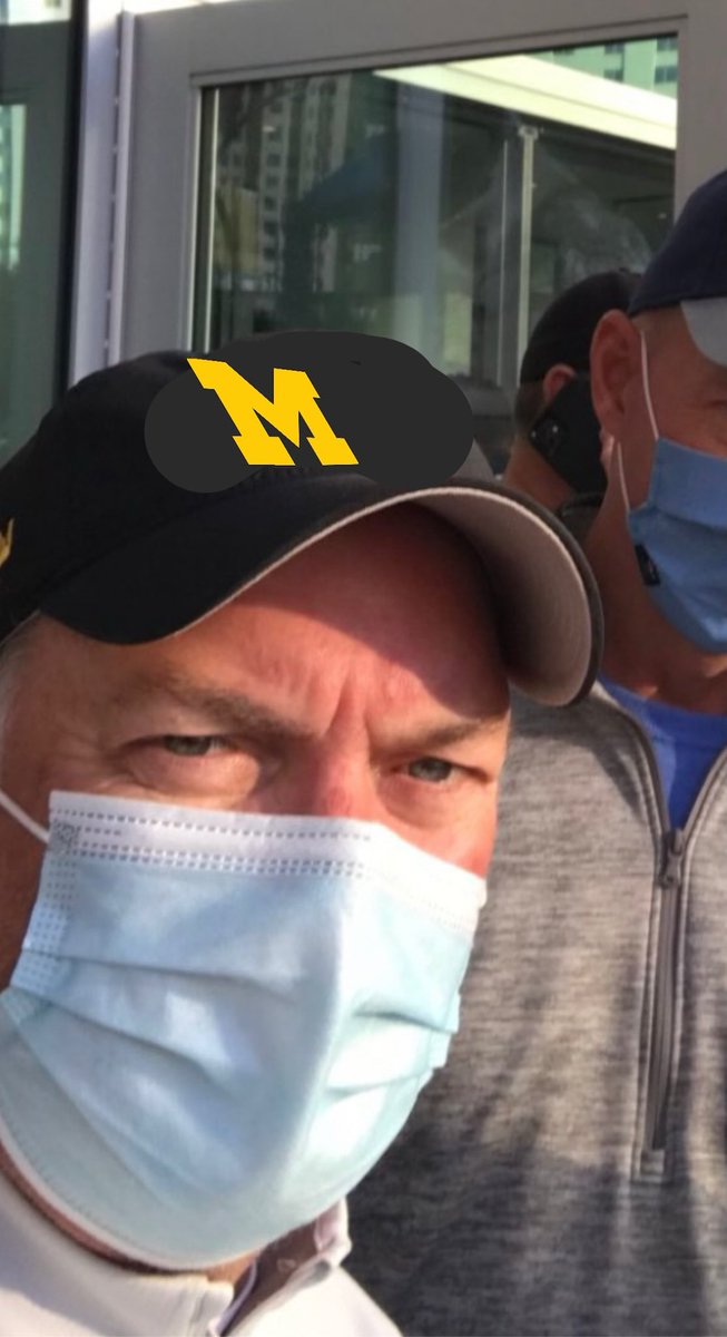 DavidKeller_4's tweet photo. @PapaHolz This you??? #GoBlue https://t.co/fkRWnnRofi