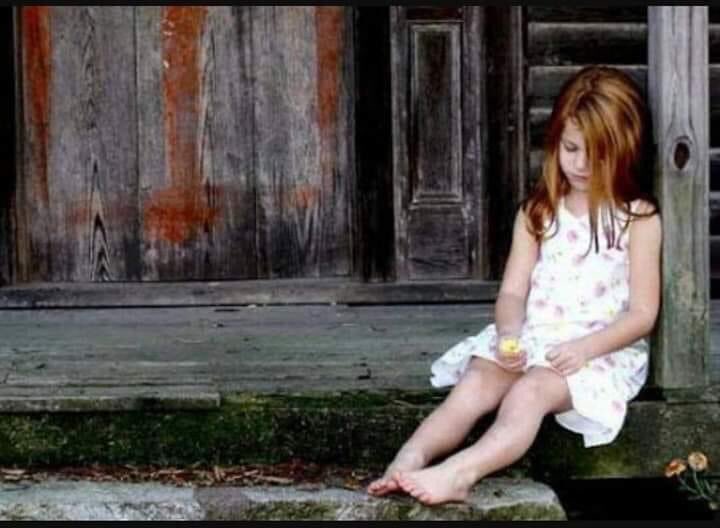 عِنْــدَما
نَشتــــاق لِمَـنْ نُحـِـــب نُصْبـِــح خارجيــنَ عن التَـغْـطـِيــة
ﻵ نُفَكِــر سِــوْى بــِهم ...هُــم فَقْط