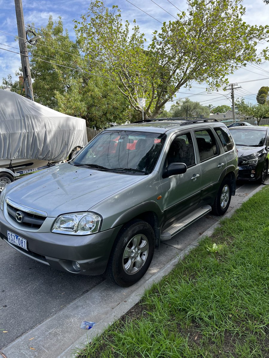 chloebloem's tweet photo. @MonashCouncil Parking issues in Hughesdale on weekends. Permit space taken by cars with no permits. Also, are boat trailers on the street ok? Takes up a lot of space in a narrow street… https://t.co/OF67vgcKRg