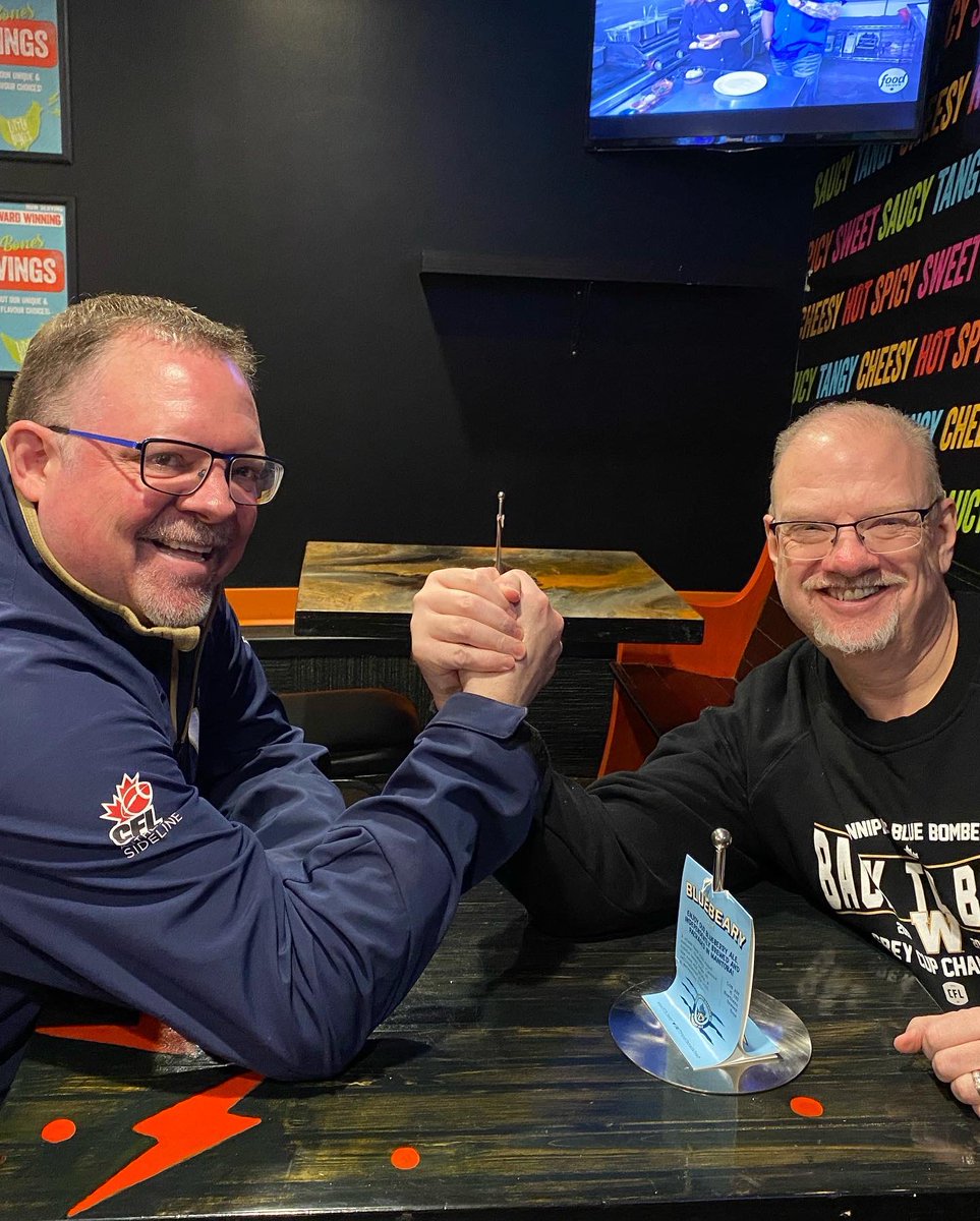 kelvin_goertzen's tweet photo. Visited a great Transcona restaurant today. #LittleBones. Great food. Friendly service. Side of arm wrestling. https://t.co/8Cz2GsUTR6