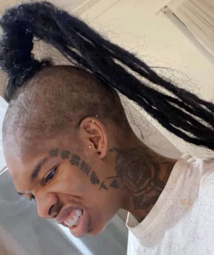 Boy-Interrupted on X: "@TheHoodHero Bow wow though…🥴  https://t.co/dWdAZBpJYQ" / X