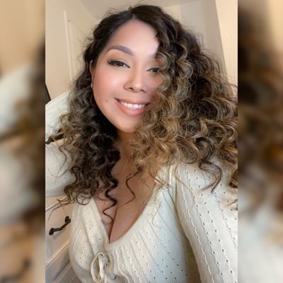 CharmingChawley's tweet photo. #NewProfilePic https://t.co/iSXmKFeTvu