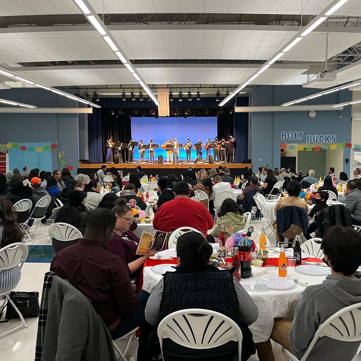 LemanMariachi tweet media