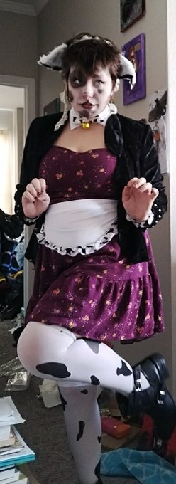 I had a fantastic time at the costume party https://t.co/OH1RnX9oP3<a href="/tag/finsubs"class="tags"><span>#finsubs</span></a><a href="/tag/gothicgirls"class="tags"><span>#gothicgirls</span></a>