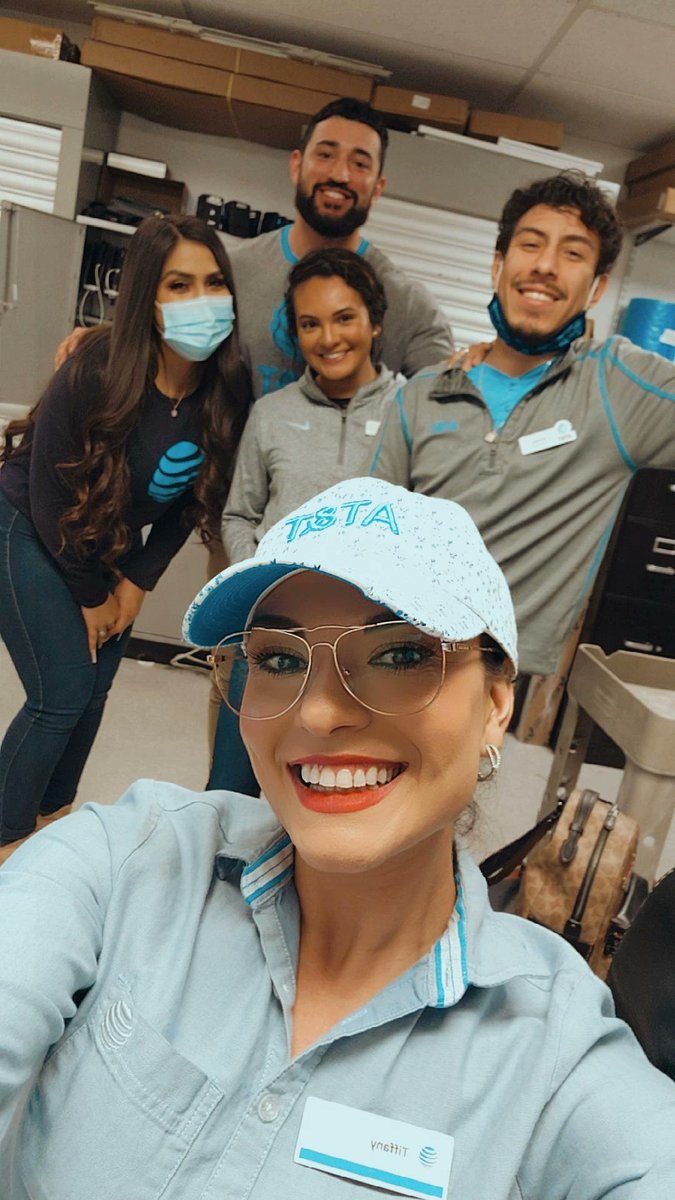 Great Saturday here at SanMiguelAT&amp;T production was 🔥😎double digits on VGAs entertainment on board #noZeroDays #lifeatatt @KrisLogueWTX shout out to <a href="/chloesalgado9/">chloe salgado</a> for closing 5vgas and her 1st TV🥳 #HustlersMovement